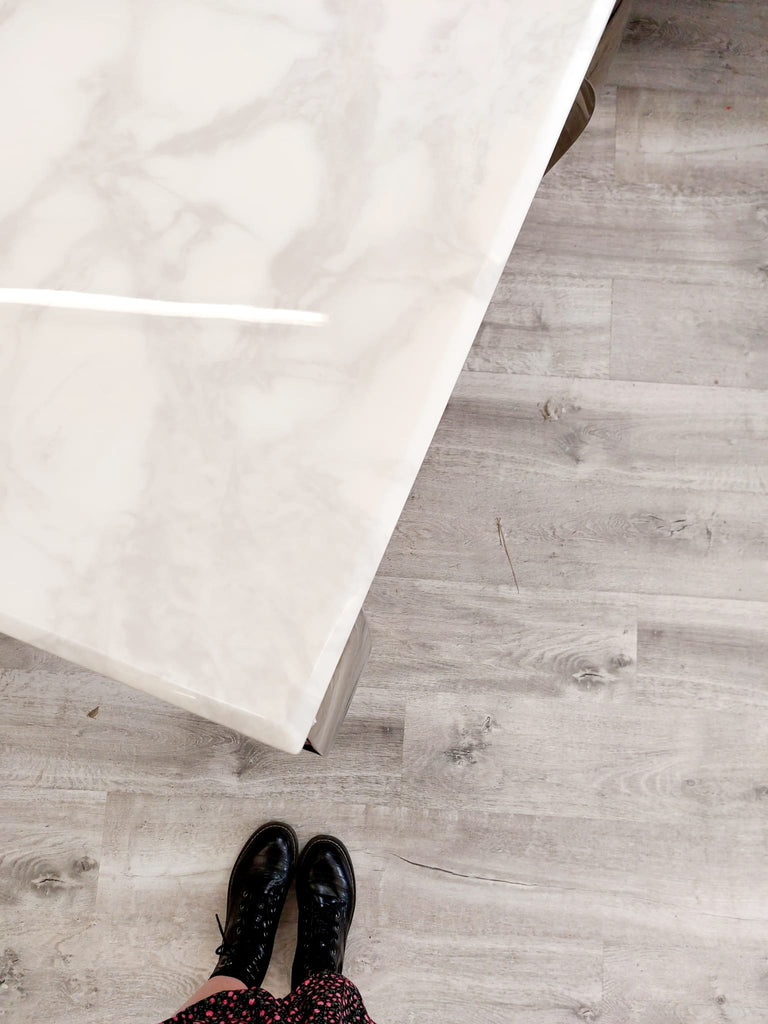 Marble Swatch White